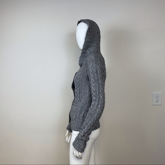 Old Navy Hooded Sweater - Picture 2 of 3